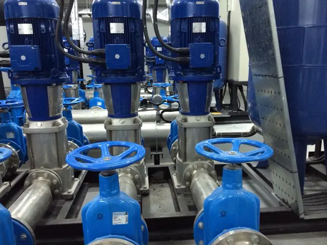 Vertical multistage booster pumps with gate valves and pressure tank in Kuwait